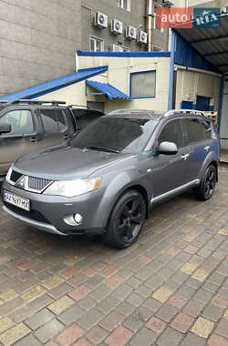Внедорожник / Кроссовер Mitsubishi Outlander 2008 в Чугуеве