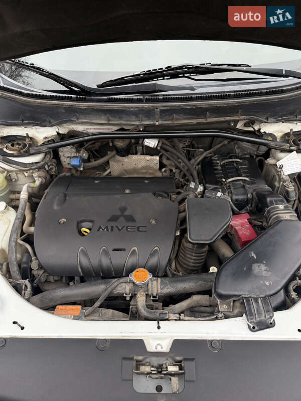 Позашляховик / Кросовер Mitsubishi Outlander 2008 в Березівці