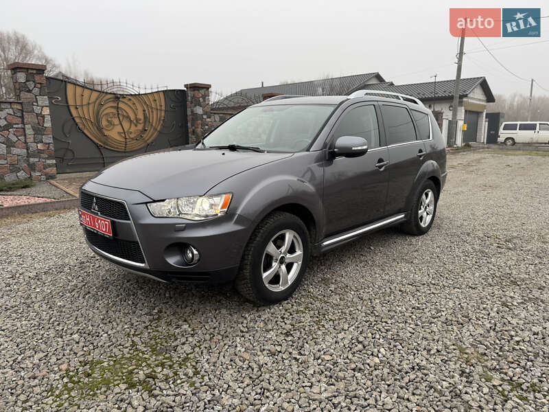 Mitsubishi Outlander 2010
