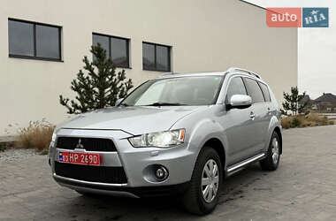 Внедорожник / Кроссовер Mitsubishi Outlander 2010 в Луцке