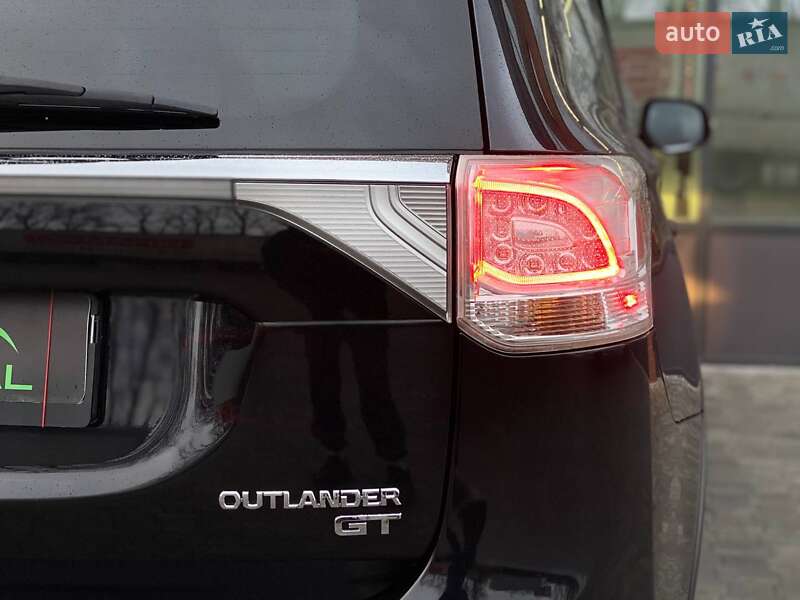 Позашляховик / Кросовер Mitsubishi Outlander 2015 в Києві фото 12 Позашляховик / Кросовер Mitsubishi Outlander 2015 в Києві