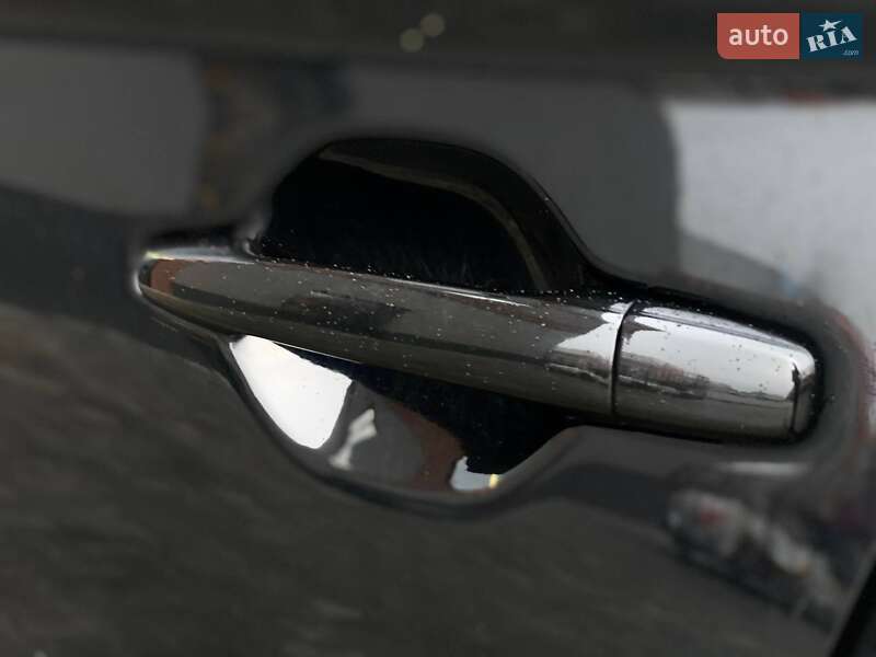 Позашляховик / Кросовер Mitsubishi Outlander 2015 в Києві фото 14 Позашляховик / Кросовер Mitsubishi Outlander 2015 в Києві