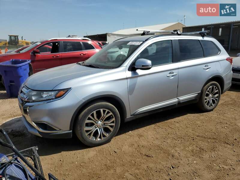 Mitsubishi Outlander 2015