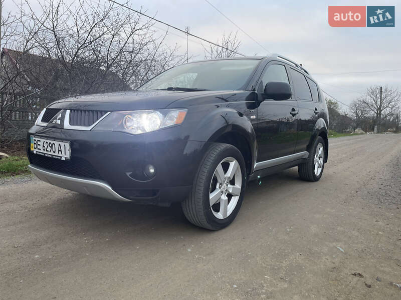 Позашляховик / Кросовер Mitsubishi Outlander 2007 в Миколаєві