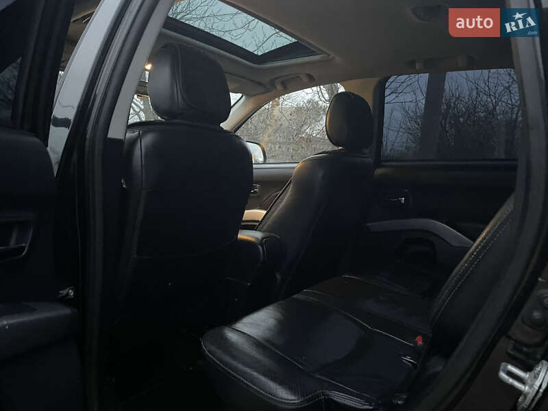 Позашляховик / Кросовер Mitsubishi Outlander 2007 в Миколаєві
