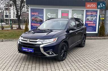 Внедорожник / Кроссовер Mitsubishi Outlander 2018 в Львове