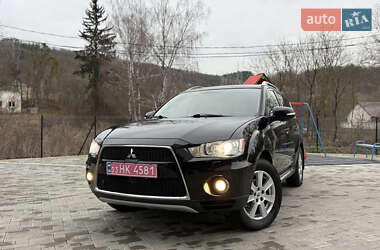 Внедорожник / Кроссовер Mitsubishi Outlander 2010 в Кременце