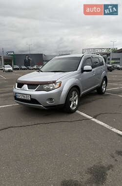 Внедорожник / Кроссовер Mitsubishi Outlander 2008 в Киеве