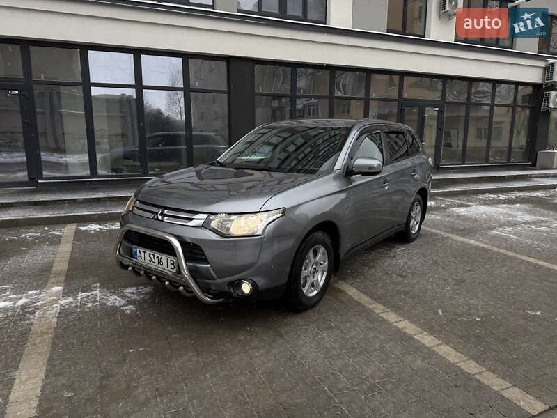 Позашляховик / Кросовер Mitsubishi Outlander 2014 в Івано-Франківську фото 19 Позашляховик / Кросовер Mitsubishi Outlander 2014 в Івано-Франківську