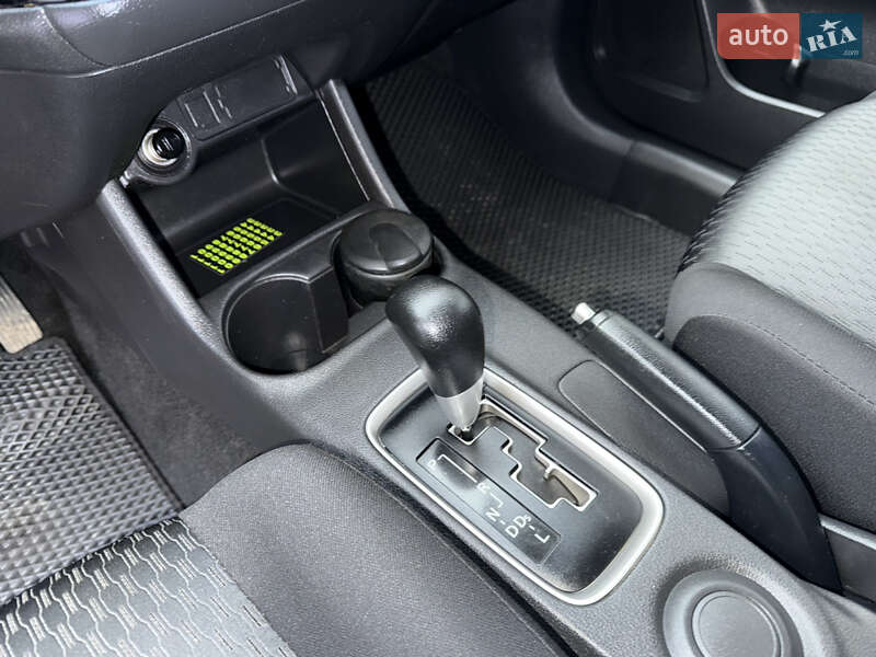 Позашляховик / Кросовер Mitsubishi Outlander 2014 в Івано-Франківську фото 40 Позашляховик / Кросовер Mitsubishi Outlander 2014 в Івано-Франківську