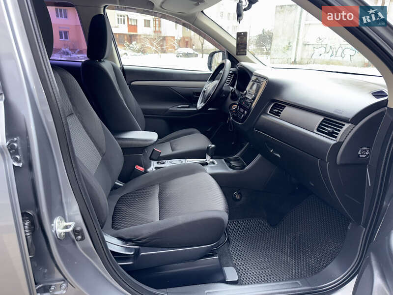 Позашляховик / Кросовер Mitsubishi Outlander 2014 в Івано-Франківську фото 63 Позашляховик / Кросовер Mitsubishi Outlander 2014 в Івано-Франківську