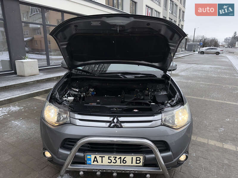 Позашляховик / Кросовер Mitsubishi Outlander 2014 в Івано-Франківську фото 65 Позашляховик / Кросовер Mitsubishi Outlander 2014 в Івано-Франківську