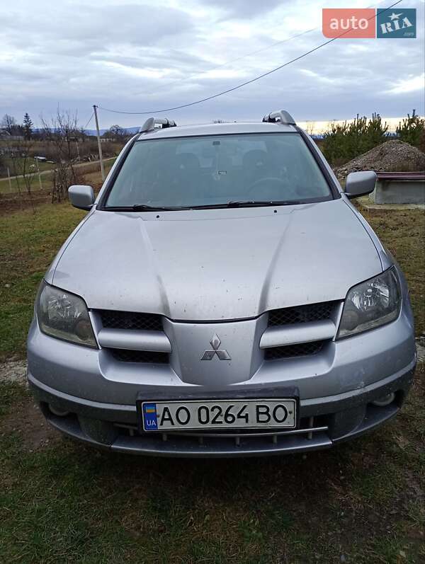 Mitsubishi Outlander 2004