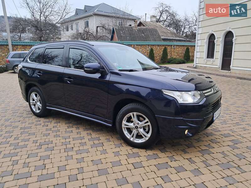 Позашляховик / Кросовер Mitsubishi Outlander 2013 в Могилів-Подільському