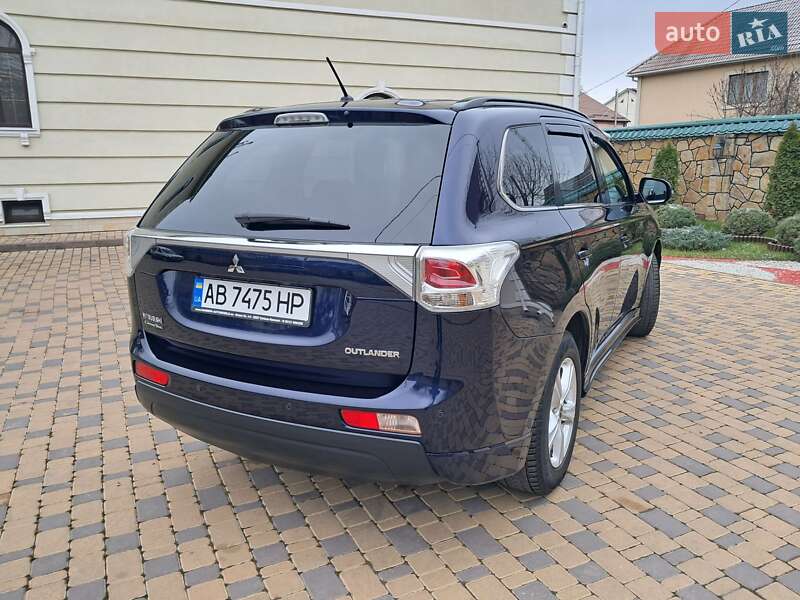 Позашляховик / Кросовер Mitsubishi Outlander 2013 в Могилів-Подільському