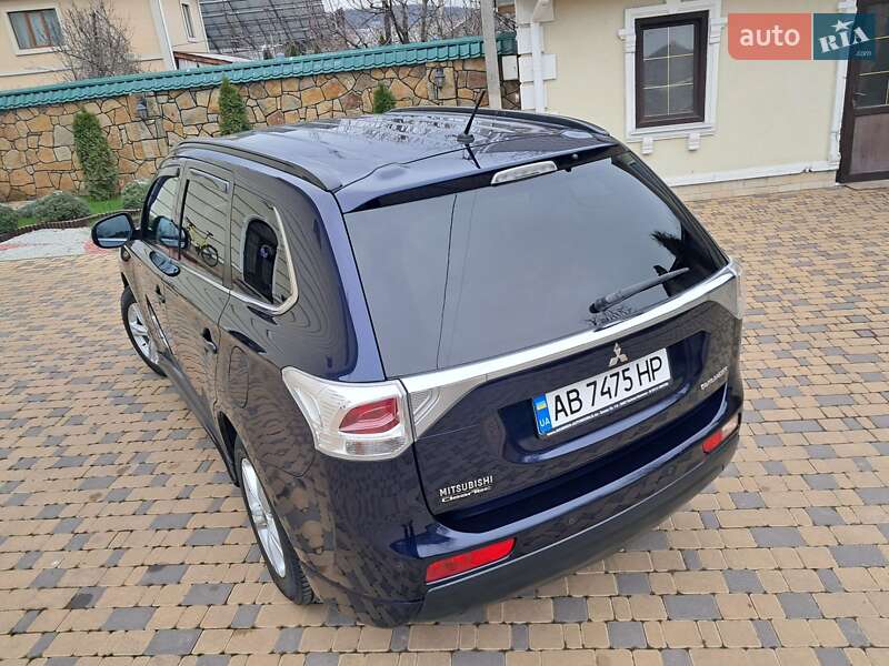 Позашляховик / Кросовер Mitsubishi Outlander 2013 в Могилів-Подільському