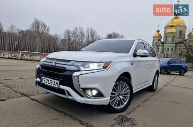 Внедорожник / Кроссовер Mitsubishi Outlander 2020 в Днепре