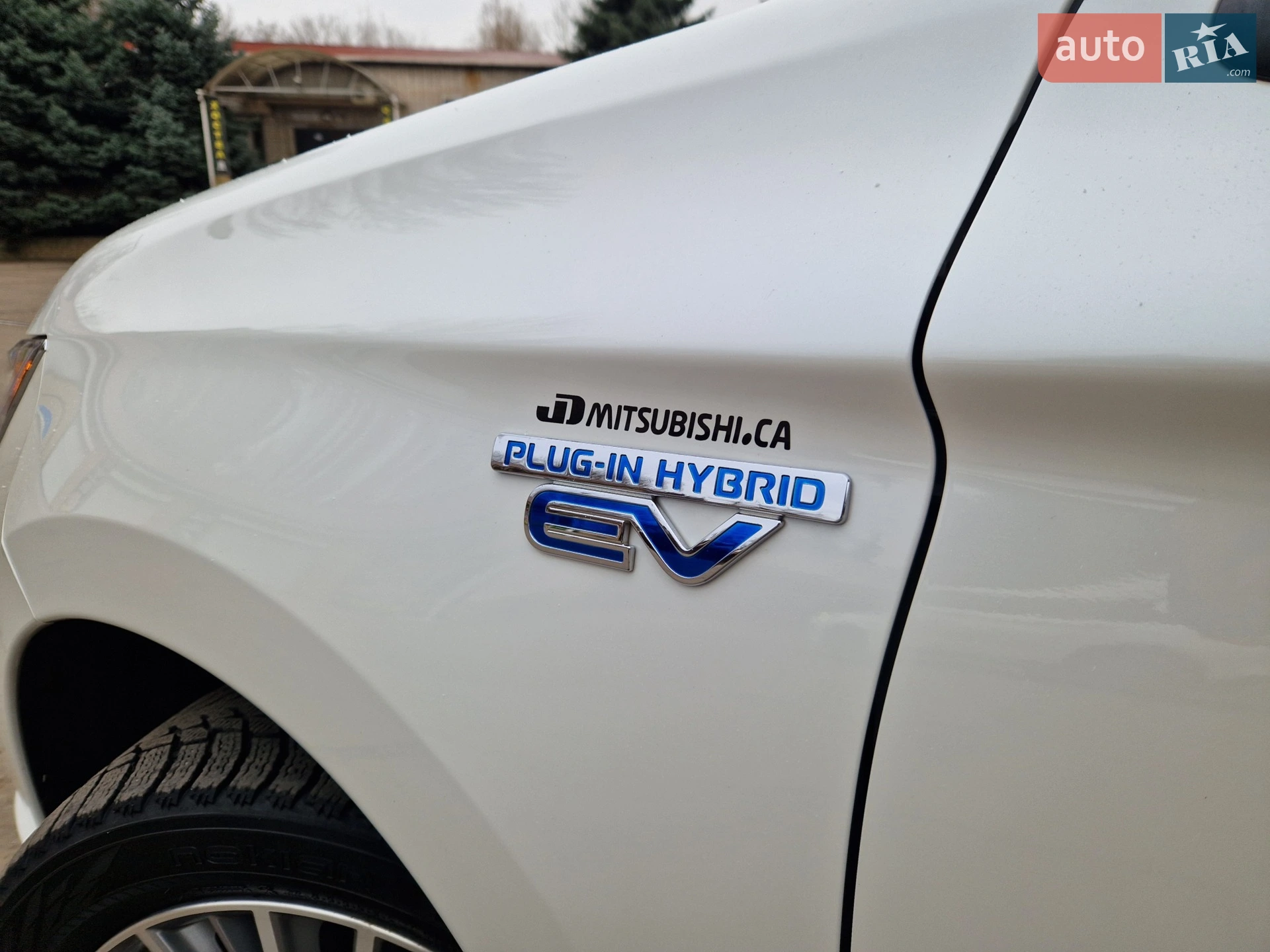 2020 Mitsubishi Outlander - мініатюра 12