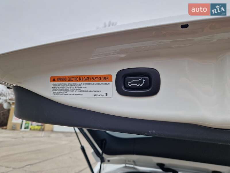 Позашляховик / Кросовер Mitsubishi Outlander 2020 в Дніпрі