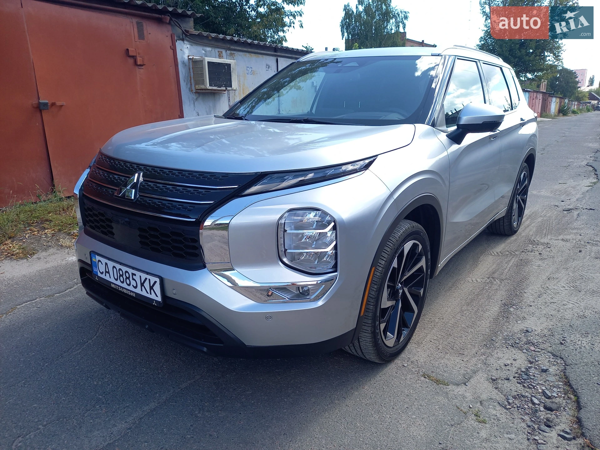 2022 Mitsubishi Outlander - мініатюра 2