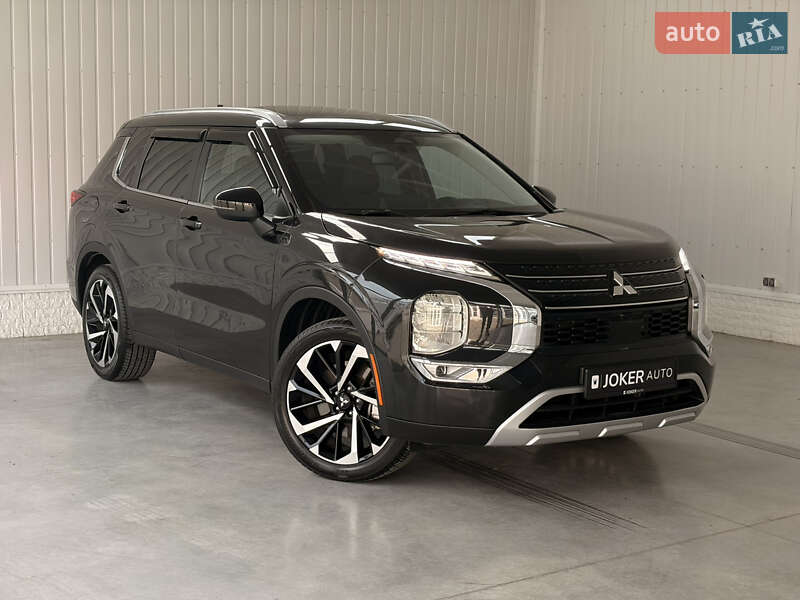 Mitsubishi Outlander 2022