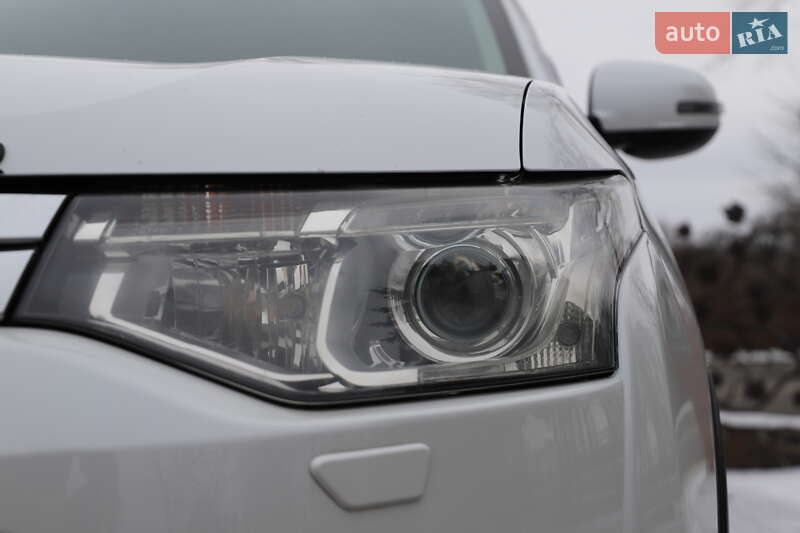 Позашляховик / Кросовер Mitsubishi Outlander 2015 в Трускавці фото 9 Позашляховик / Кросовер Mitsubishi Outlander 2015 в Трускавці