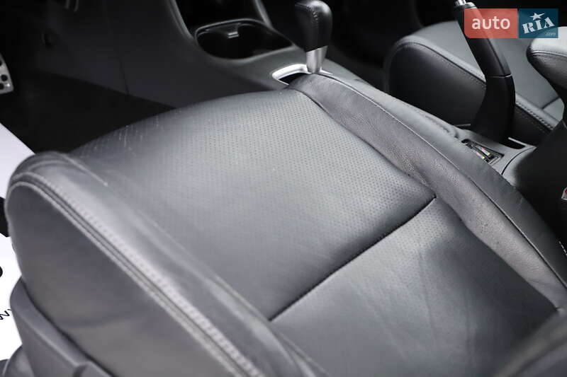 Позашляховик / Кросовер Mitsubishi Outlander 2015 в Трускавці фото 86 Позашляховик / Кросовер Mitsubishi Outlander 2015 в Трускавці