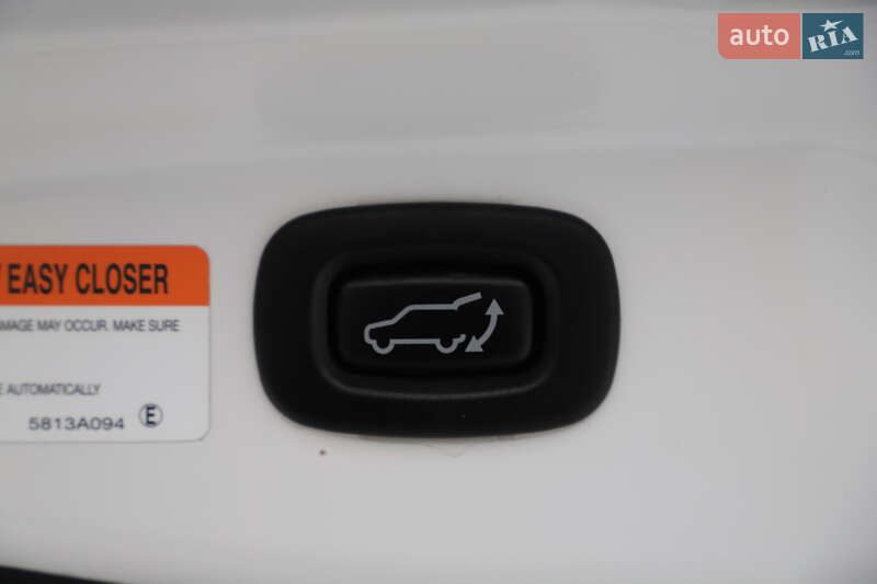 Позашляховик / Кросовер Mitsubishi Outlander 2015 в Трускавці фото 118 Позашляховик / Кросовер Mitsubishi Outlander 2015 в Трускавці