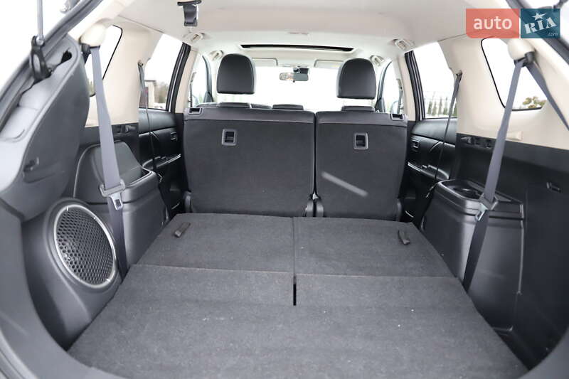 Позашляховик / Кросовер Mitsubishi Outlander 2015 в Трускавці фото 121 Позашляховик / Кросовер Mitsubishi Outlander 2015 в Трускавці