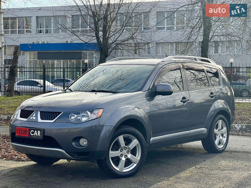 Внедорожник / Кроссовер Mitsubishi Outlander 2006 в Киеве