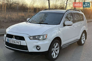Внедорожник / Кроссовер Mitsubishi Outlander 2011 в Запорожье
