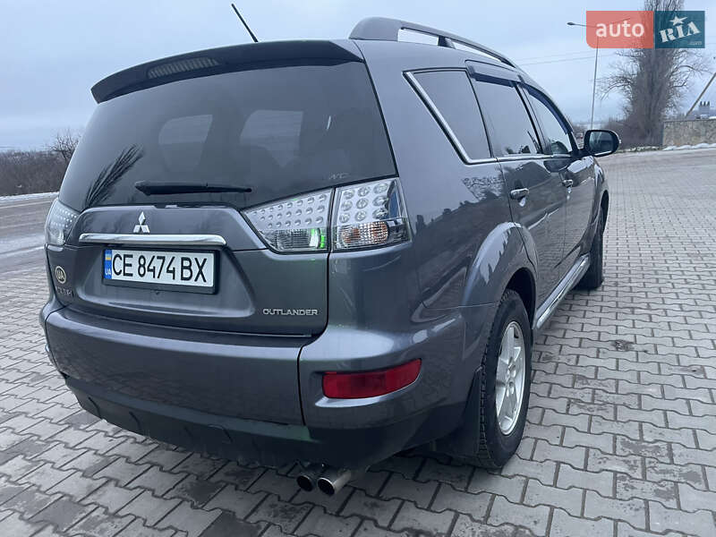 Позашляховик / Кросовер Mitsubishi Outlander 2011 в Кельменцях