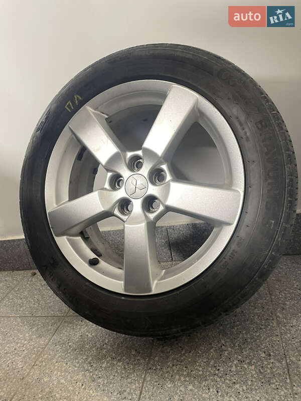 Позашляховик / Кросовер Mitsubishi Outlander 2011 в Кельменцях