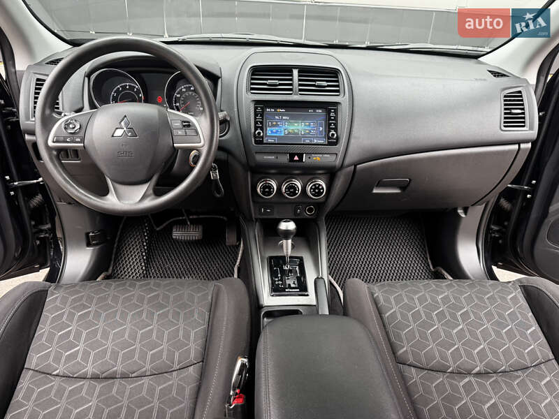 Позашляховик / Кросовер Mitsubishi Outlander 2019 в Києві фото 24 Позашляховик / Кросовер Mitsubishi Outlander 2019 в Києві