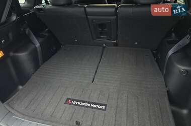 Позашляховик / Кросовер Mitsubishi Outlander 2021 в Тернополі