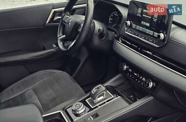 Позашляховик / Кросовер Mitsubishi Outlander 2021 в Тернополі