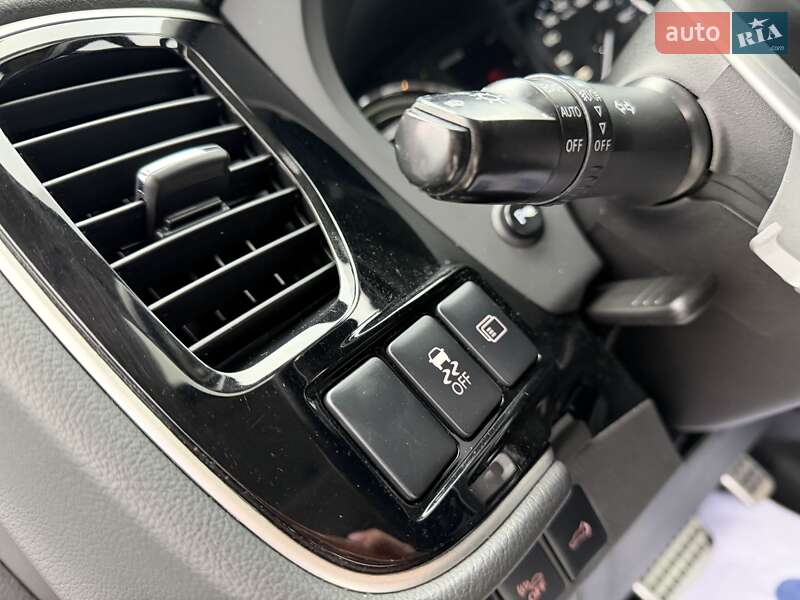 Позашляховик / Кросовер Mitsubishi Outlander 2013 в Трускавці