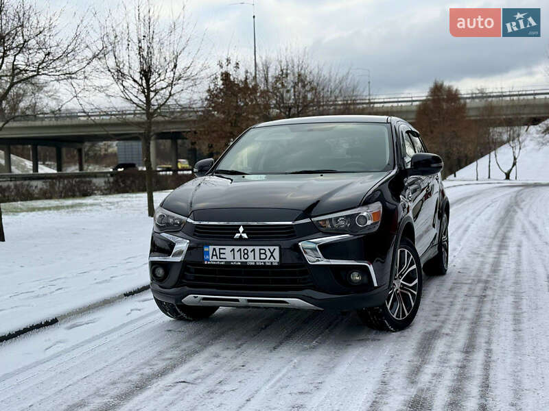 Mitsubishi Outlander 2016