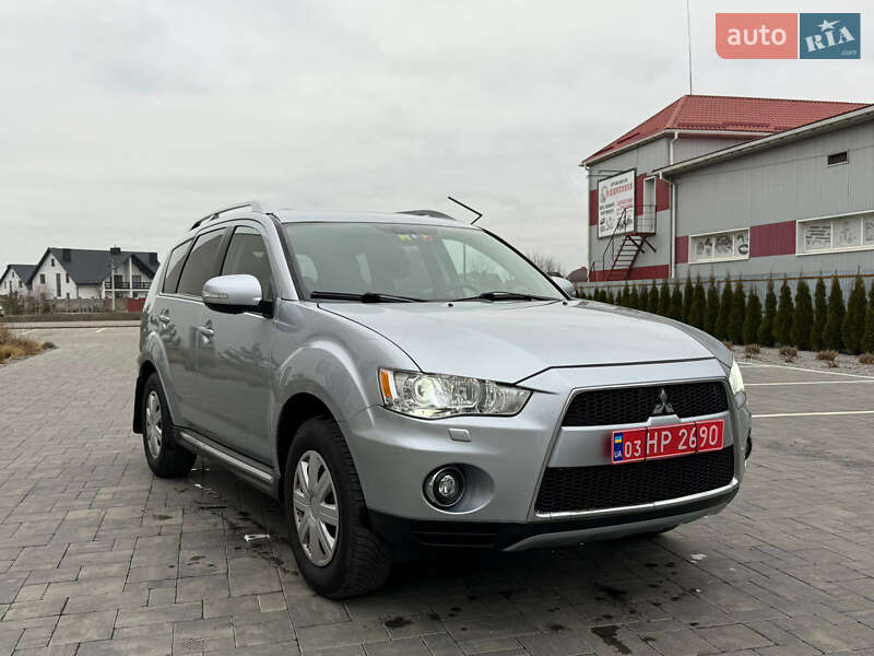 Mitsubishi Outlander 2010