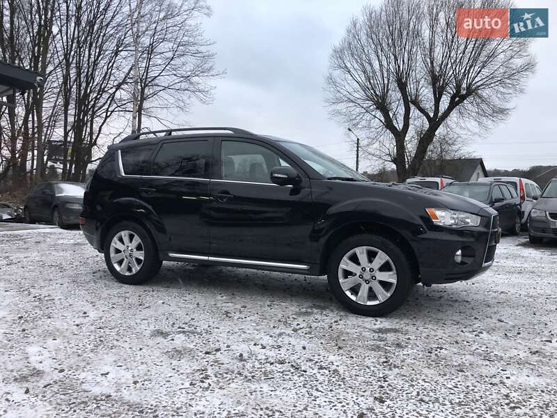 Позашляховик / Кросовер Mitsubishi Outlander 2012 в Івано-Франківську
