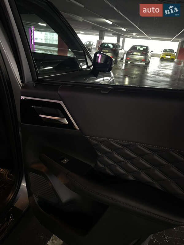 Позашляховик / Кросовер Mitsubishi Outlander 2024 в Львові