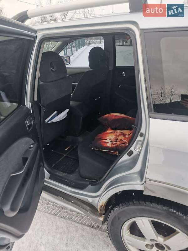 Позашляховик / Кросовер Mitsubishi Outlander 2006 в Києві