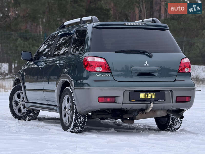 Позашляховик / Кросовер Mitsubishi Outlander 2006 в Києві