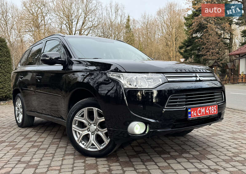 Внедорожник / Кроссовер Mitsubishi Outlander 2014 в Дрогобыче