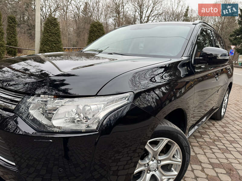 Внедорожник / Кроссовер Mitsubishi Outlander 2014 в Дрогобыче