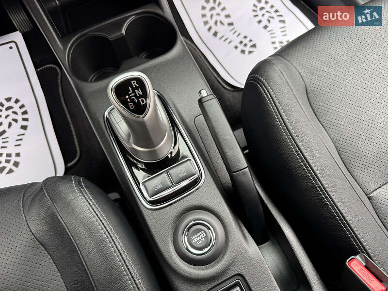 Внедорожник / Кроссовер Mitsubishi Outlander 2014 в Дрогобыче