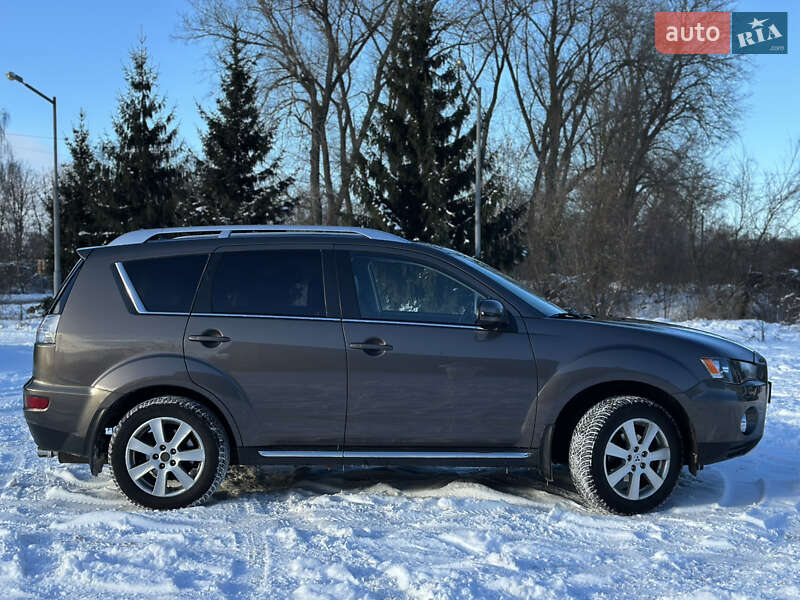 Позашляховик / Кросовер Mitsubishi Outlander 2011 в Бердичеві