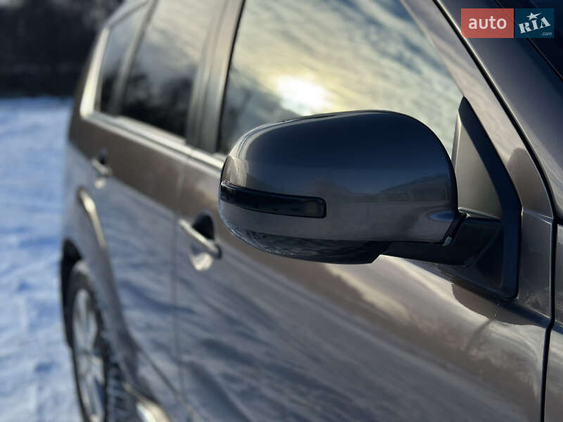 Позашляховик / Кросовер Mitsubishi Outlander 2011 в Бердичеві