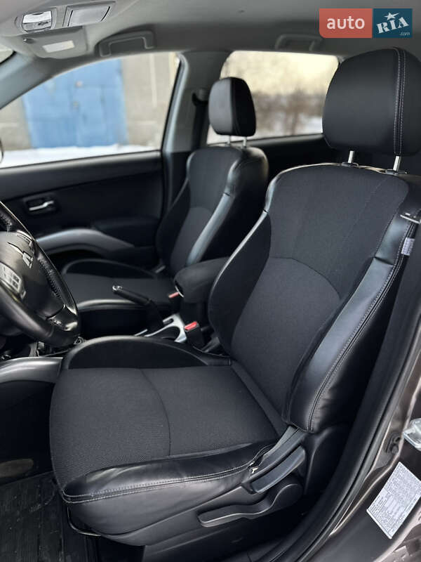 Позашляховик / Кросовер Mitsubishi Outlander 2011 в Бердичеві