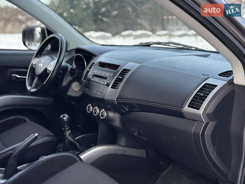 Позашляховик / Кросовер Mitsubishi Outlander 2011 в Бердичеві